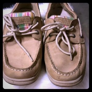 Leather lace up shoes